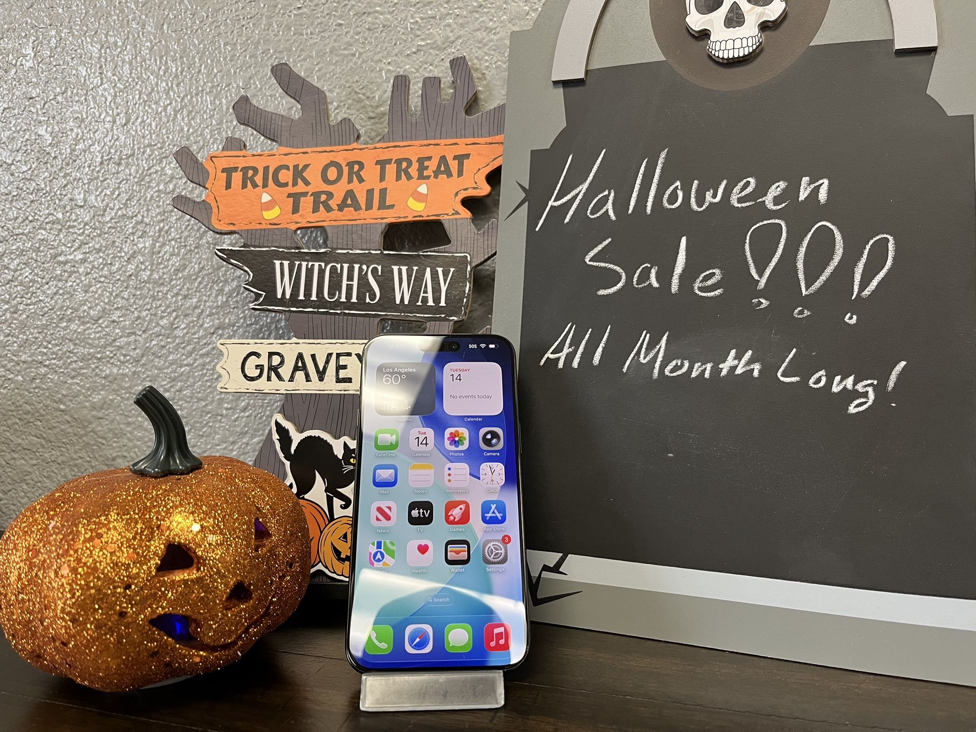 Halloween Promo 💀👻🎃 iPhone 15 Pro Max AT&T 256GB - Black