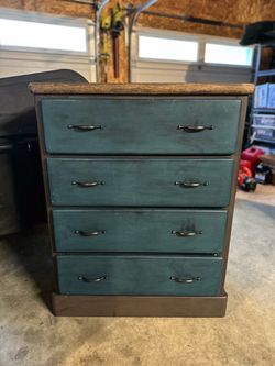 Wood Dresser