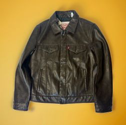 Levi’s Mens Small Brown Faux Leather Jacket Full Zip Snap Front Unisex Style NWT