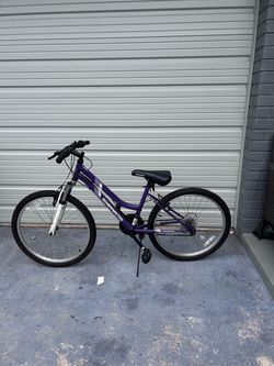 Roadmaster Mountain Bike Purple 24inch