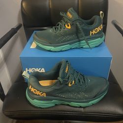 Hoka Challenger ATR 6/ Size 8B Women’s $95
