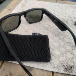 Bose Bluetooth Shades 