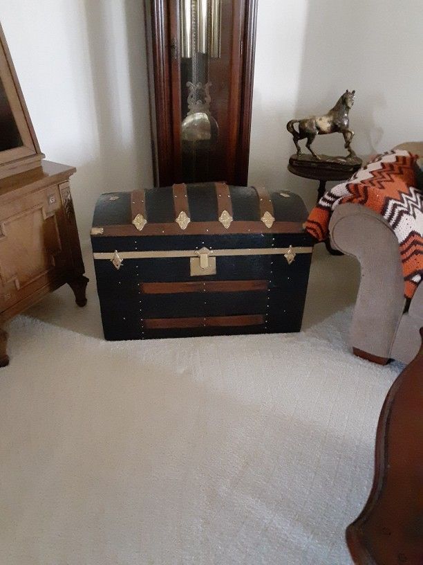 Steamer Trunk Restored