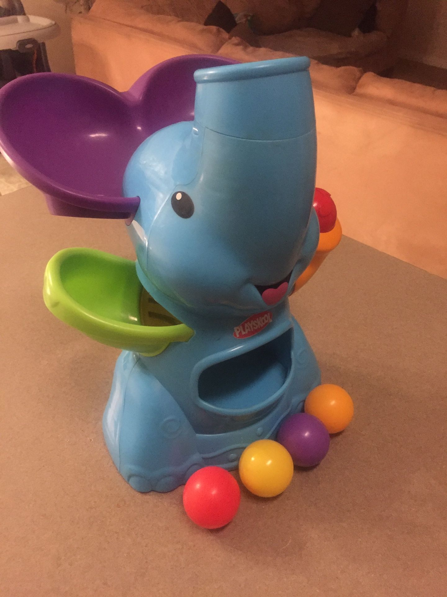 Playskool Poppin Park Elefun Busy Ball Popper