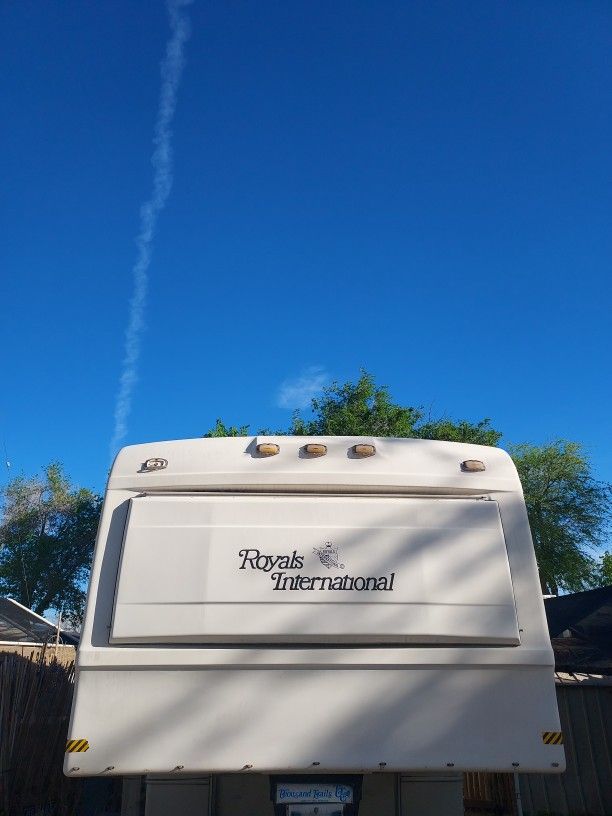 40 Ft Fifth Wheel Trailer