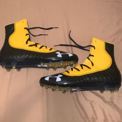 Under Armour Highlight Football Cleats 