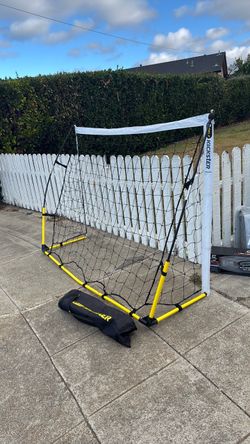 Soccer goal