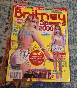 Blast! Presents Britney Spears 2000 Super Collector's Edition Magazine