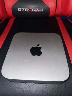 Mac Mini M2 8GB/256GB + Apple Magic Keyboard & Mouse