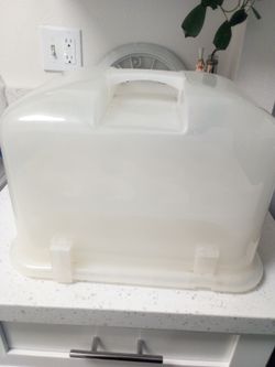 2 tier 24 stackable cupcake with cupcake carrier with lid