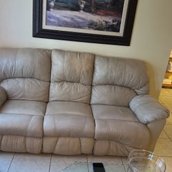 Couch Pull It And Chair 