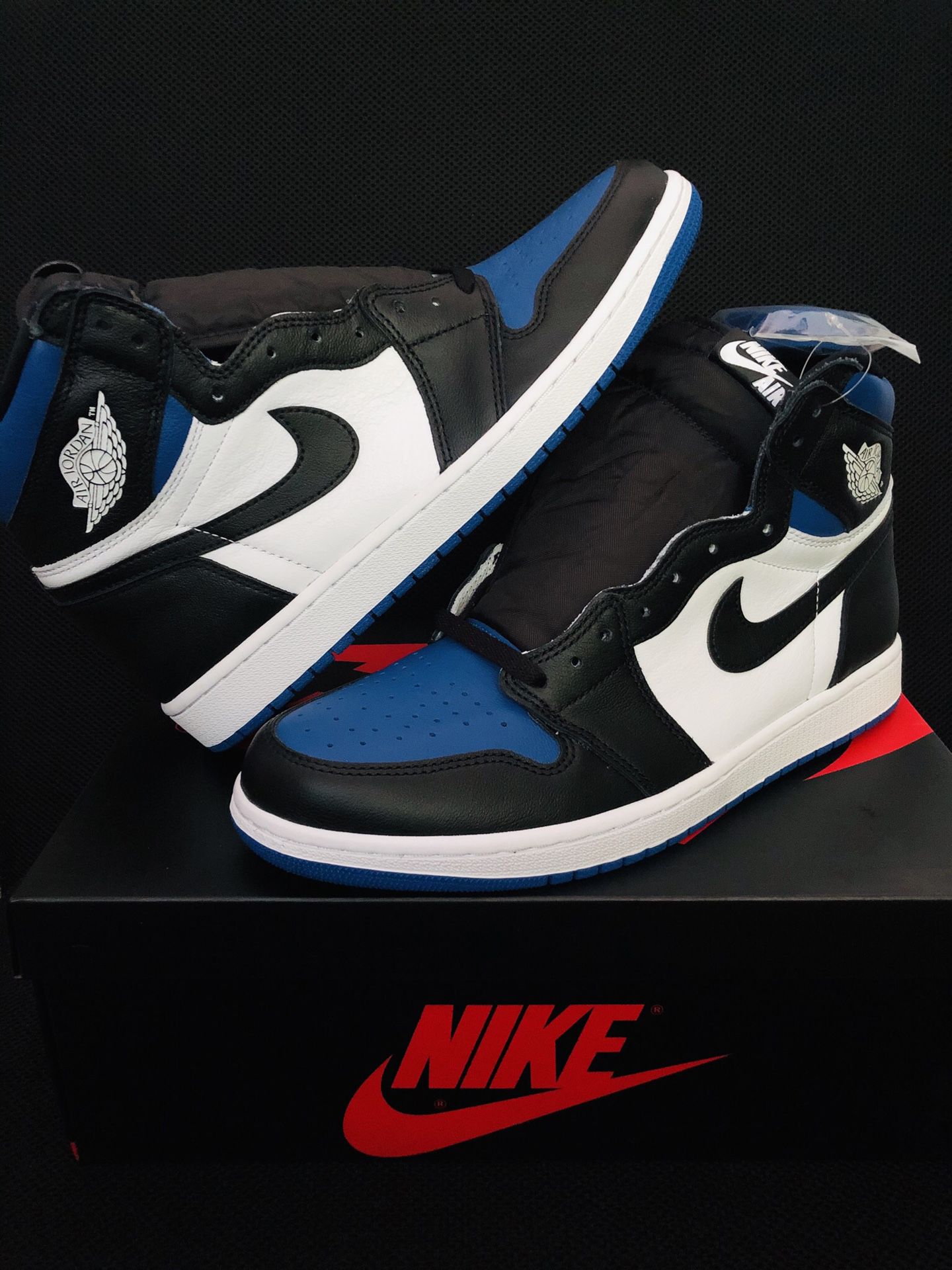 Nike Jordan 1 Retro High OG “Royal Toe”