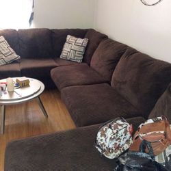 Sectional Couch And Kitchen Table With Chairs 