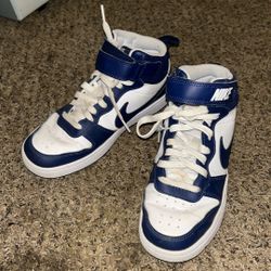 Nike Shoes Kids 5.5