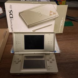 Nintendo DS ZELDA EDITION CIB 