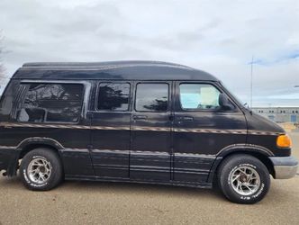 2000 Dodge Ram Van 1500