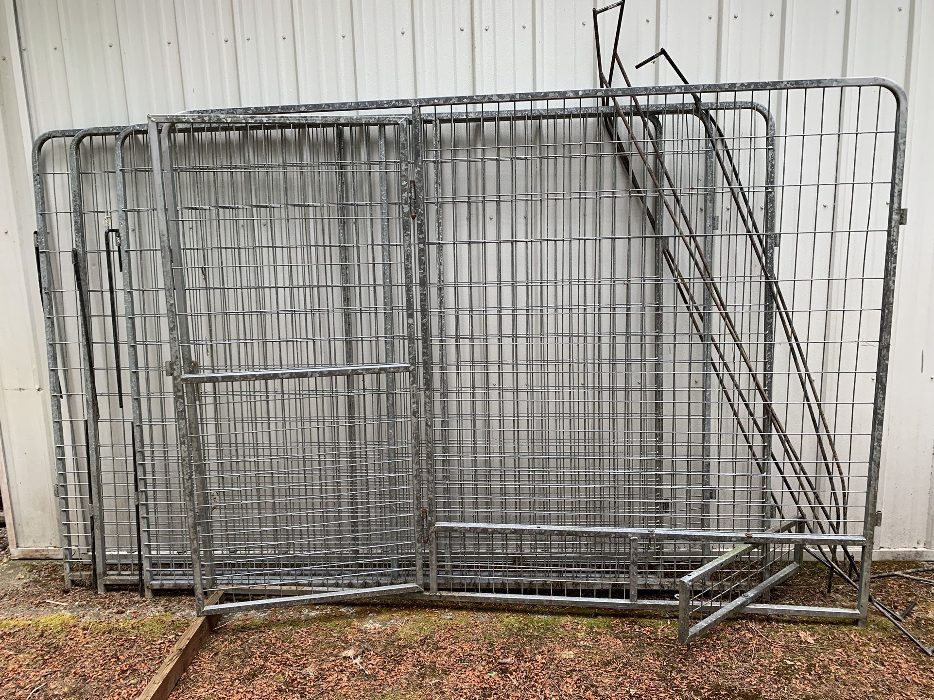 8’x8’x6’ Outdoor Dog Run Modular Kennel