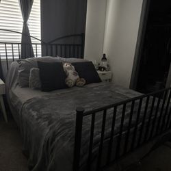 Bed Frame 