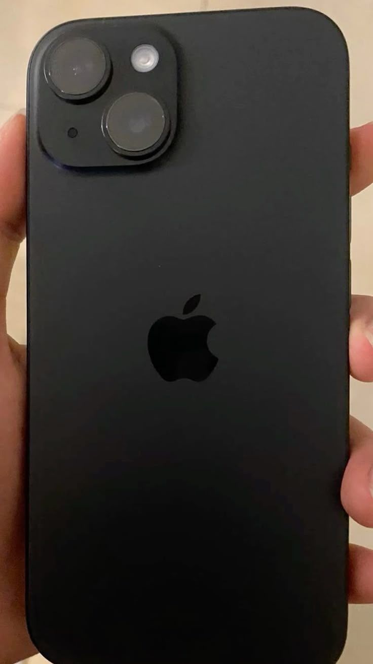 iPhone 15 128GB Unlocked — Like New — Cash Today