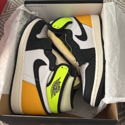 Jordan 1 Volt Size 8