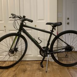 Monterey 1.0 SE bike, like new, dual disc brakes, 24 speeds, for rider 5’2-5’8. No issues. 