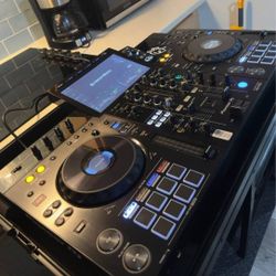 Pioneer-XDJ-RX3 