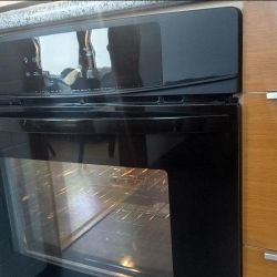 ⭐ KENMORE 30 INCH WALL OVEN, ELECTRIC, BLACK GLASS WITH STAINLESS STEEL RACKS ⭐