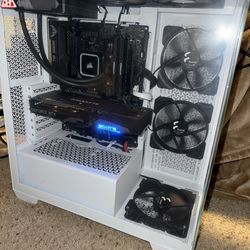 Gaming PC and Monitor (READ DESCRIPTION)