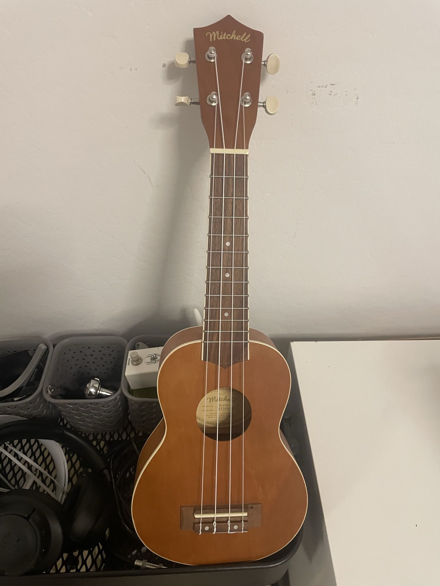 Mitchell Ukulele