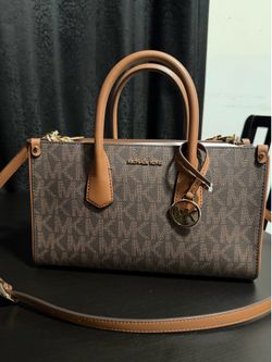 MK PURSE