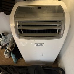 Black & Decker 12,000BTU Portable AC
