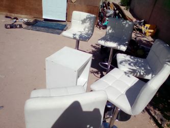 Furniture white bar stools and table