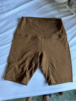 Lulu Lemon align Biker Shorts (size 4) 