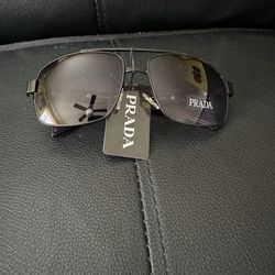 Prada Sunglasses 🕶️ 