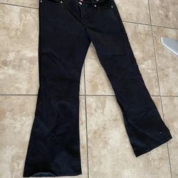 Womans Junior Pants Size 13 GLO