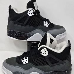 Jordan Retro 4