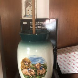 Large , Deep Butter Churn 