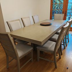 Dining Room Table 