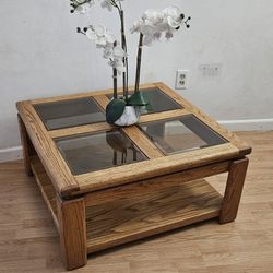 Coffee Table  16"h×33"×33"