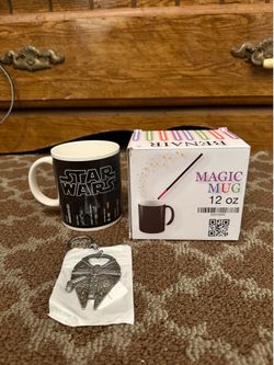 Star Wars Lightsaber Mug Color Changing Coffee Cup w/ Free Falcon Bottle Opener