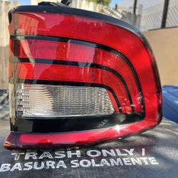 Driver Side, Outer Taillamp For Dodge Durango 2014-2022