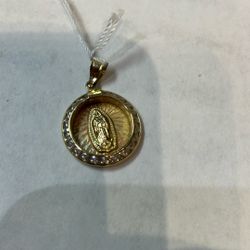 10k Gold Pendant #109079-7 MJ