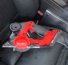 Milwaukee M18 FUEL 5-3/8" Metal Cutting Circular Saw