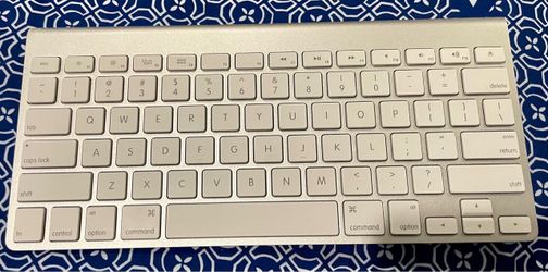 Apple Wireless Bluetooth Keyboard