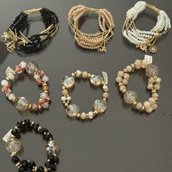 Bracelets 