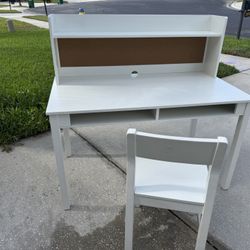 Girls White Desk 
