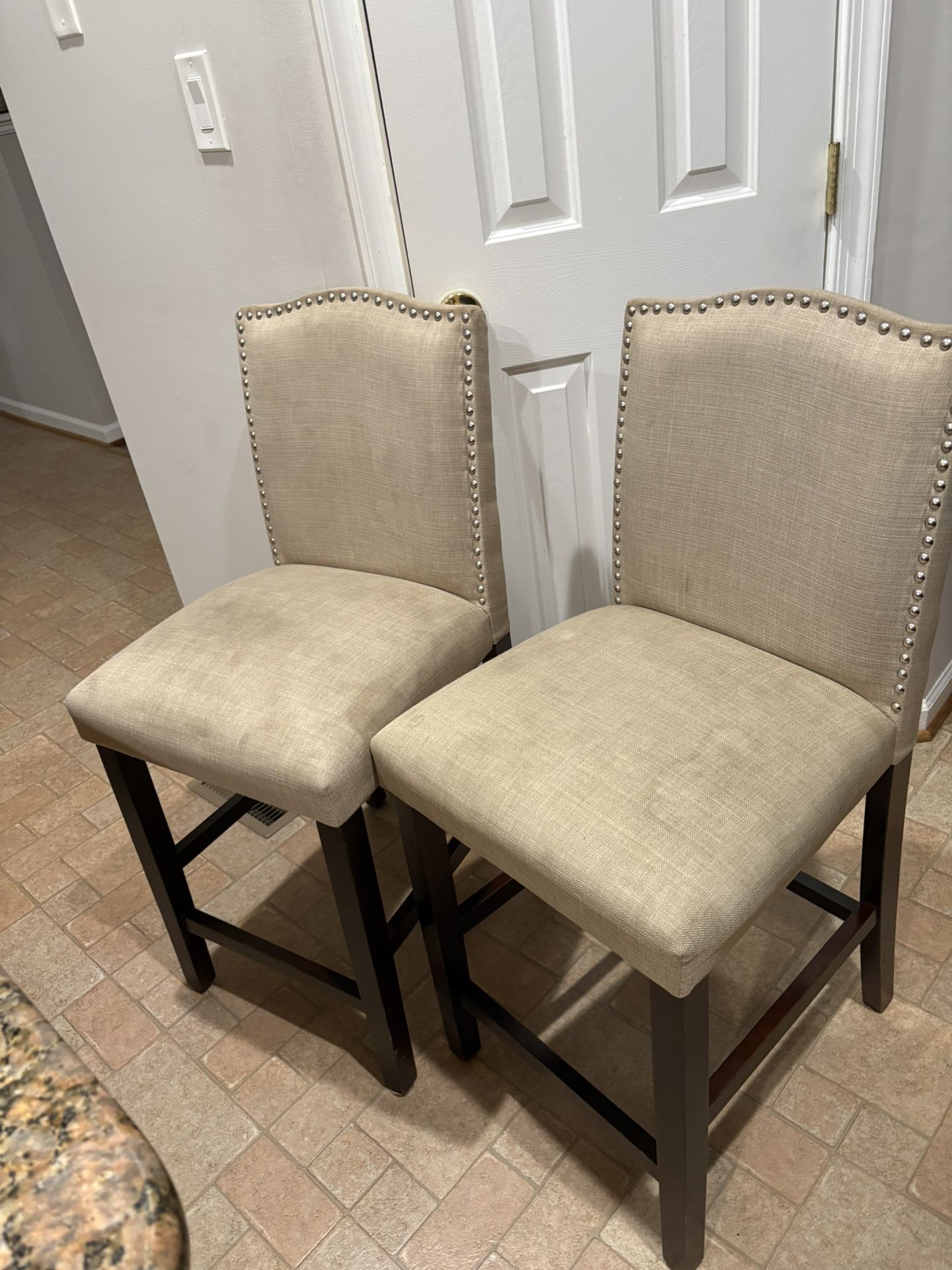 2 Bar Stools