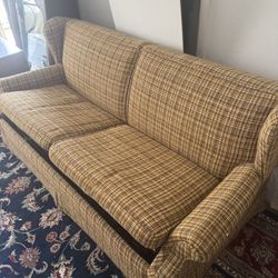 Free Sleeper Couch 