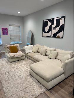Modern Cream Sectional Sofa with Chaise