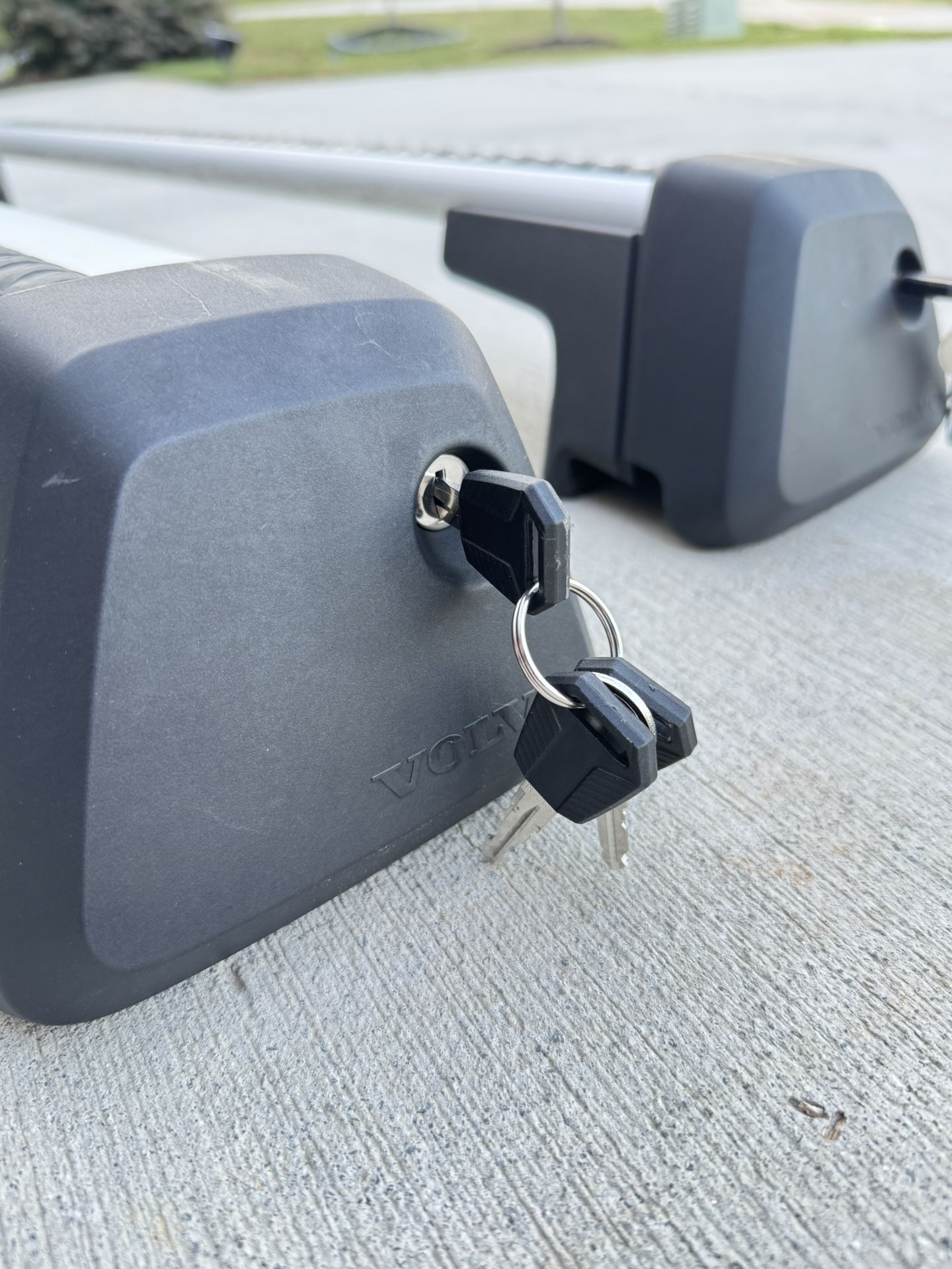 Volvo XC60 Roof Bars